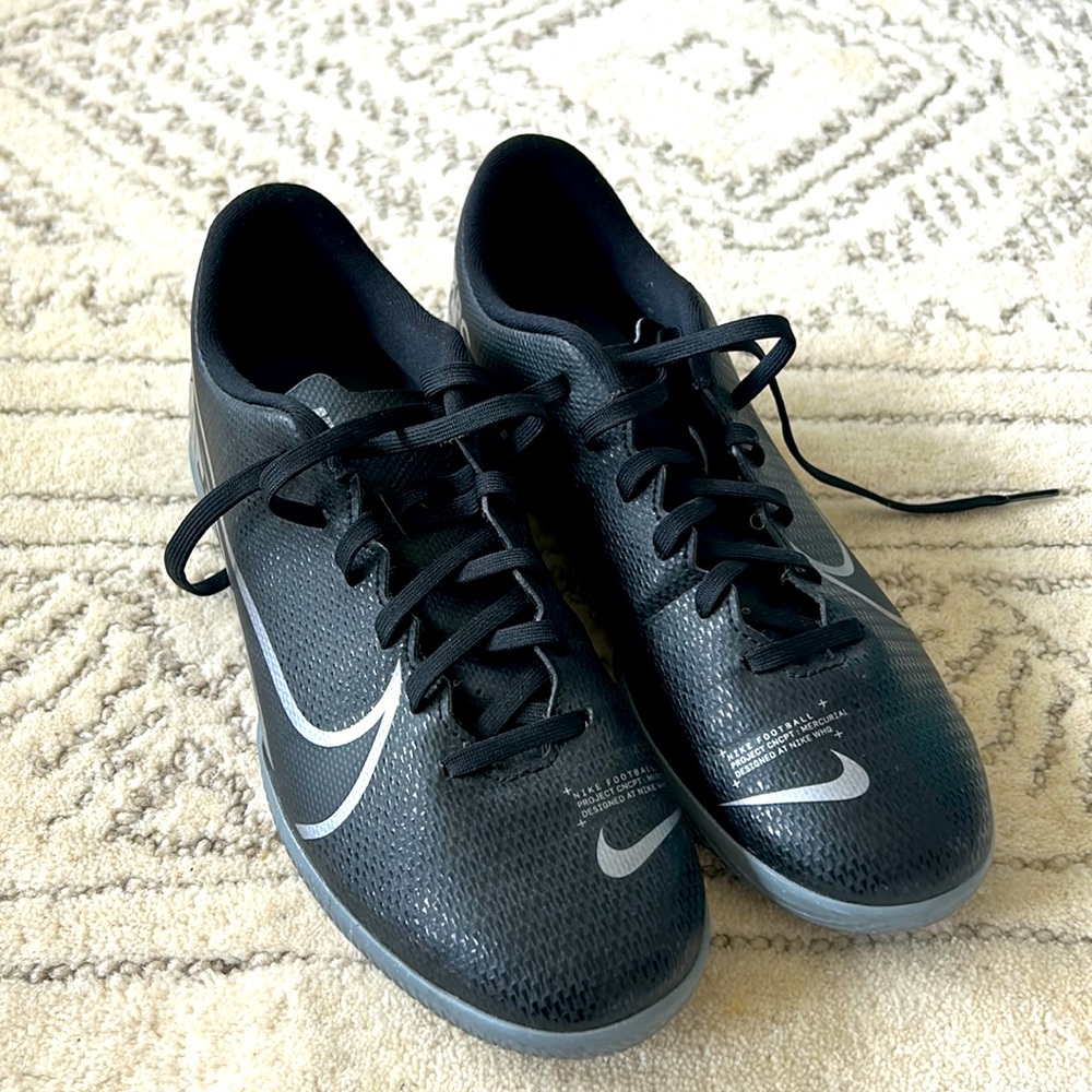 Nike Mercurial indoor soccer shoes